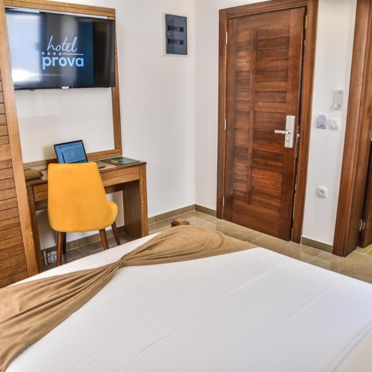 Hotel Prova - Double Room - 3