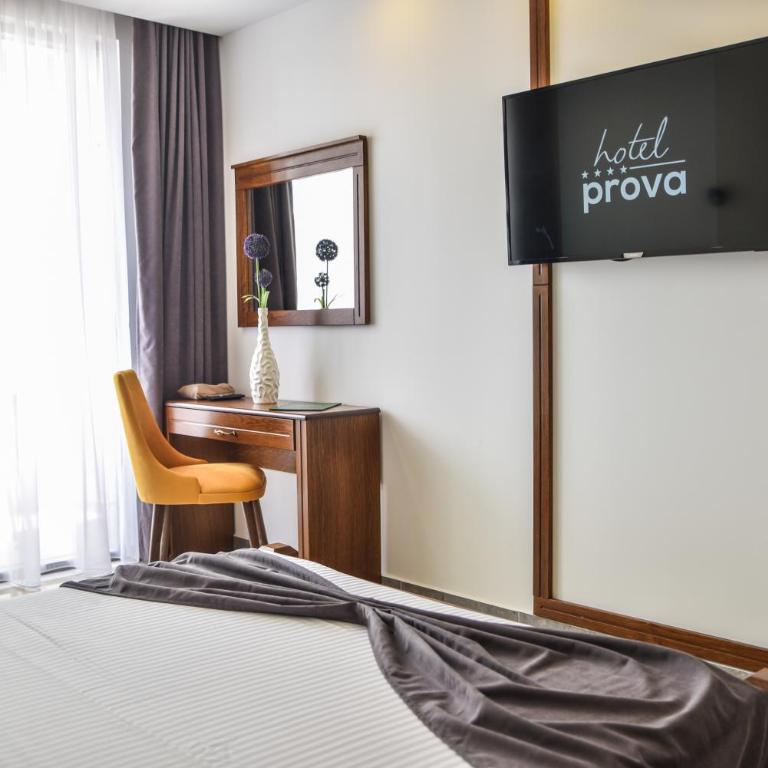 Hotel Prova - Family Room with Terrace - 3