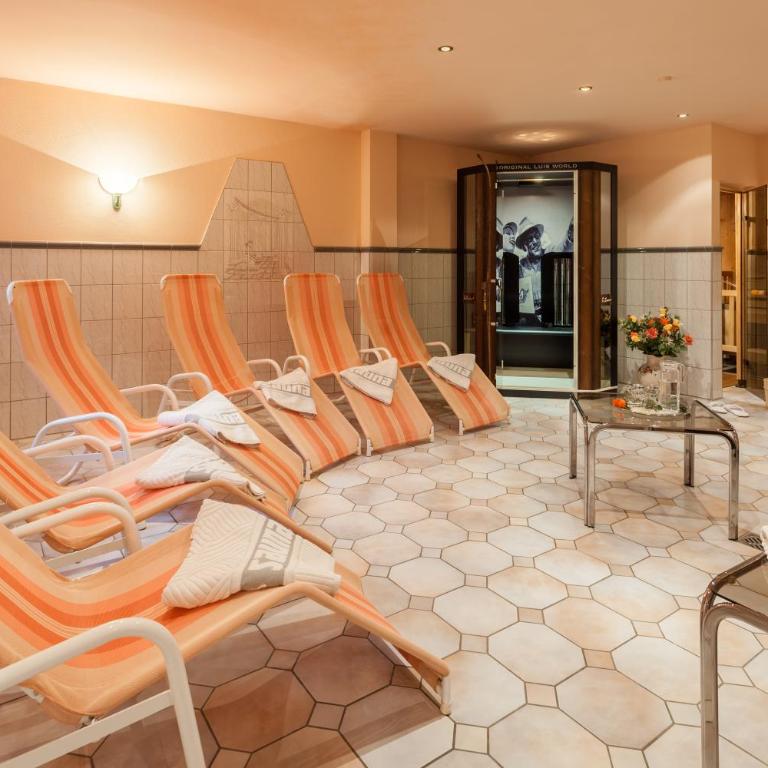 Hotel Garni Hanslerhof " Urlaub am Bauernhof " - Einzelzimmer mit Balkon - 2