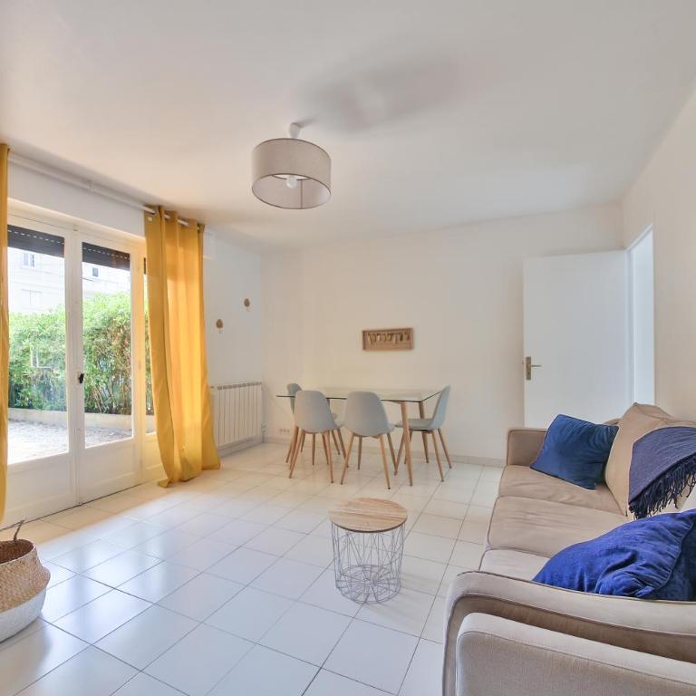 Near CAP D'ANTIBES & BEACH Two-bedroom - Appartement - 2