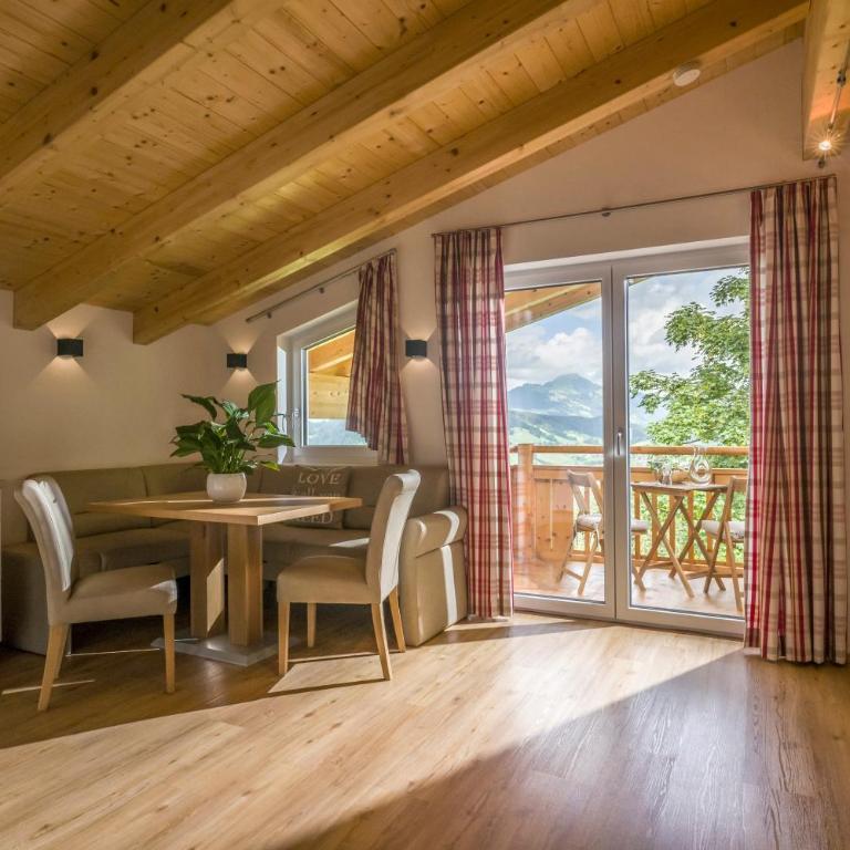 Z`Aglers Ferienwohnungen - Apartment mit Blick auf die Berge - 2