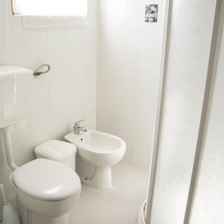 Residenza D'Epoca Palazzo Buonaccorsi - Camera Matrimoniale/Doppia con Letti Singoli con Bagno in Comune - 11
