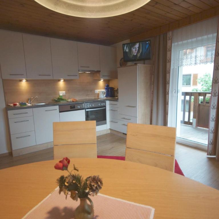 Appartements Waldruh - Apartment mit 2 Schlafzimmern - 12