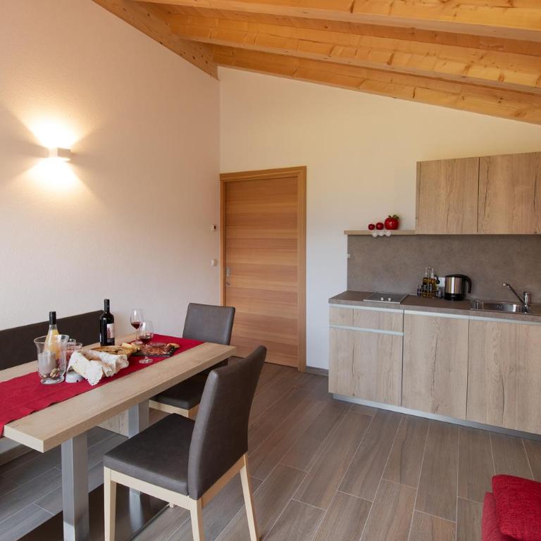 HAUSERGUT Ruhige Bio-Bauernhof Ferienwohnungen im Vinschgau mit Ortlerblick - Appartamento con Vista Montagna - 15