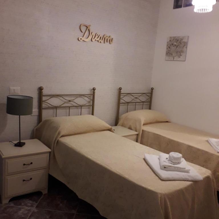 Albergo Del Centro Storico - Camera Matrimoniale Economy - 3