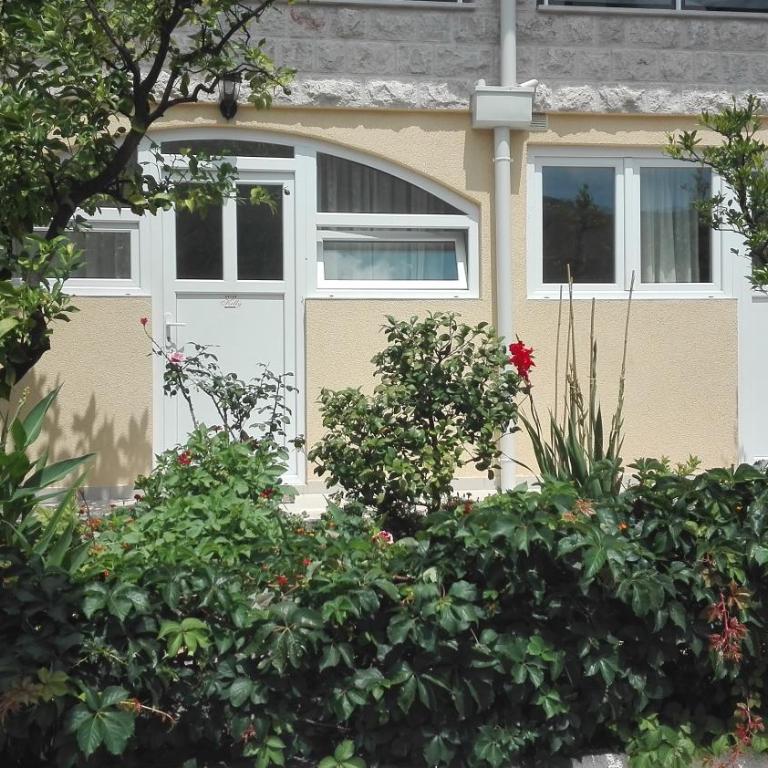 Kotor Kelly Apartments - Apartment with Garden View - 2