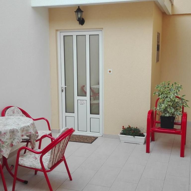 Kotor Kelly Apartments - Apartment - Ground Floor - 2