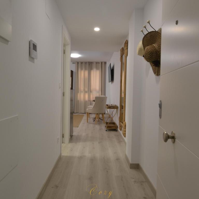 Cozy Studio Alicante - Apartment - 15