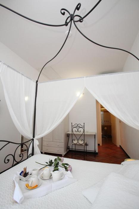 Rooms and Breakfast da Carla - Camera Tripla con Bagno - 3