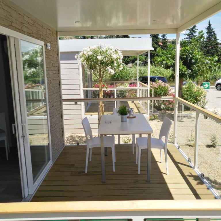 ReBi Village - Casa Mobile con Patio - 4