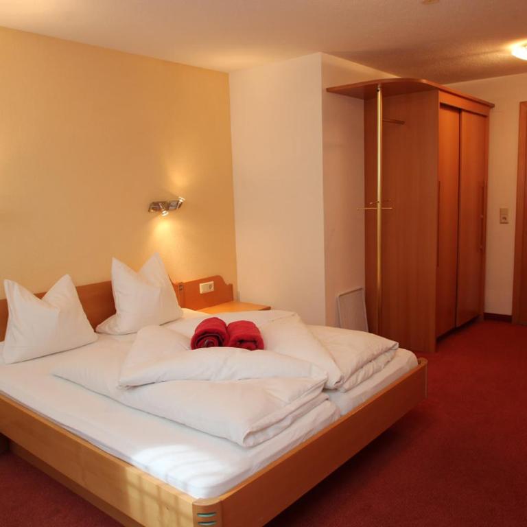 Apart Maximilian - Economy Doppelzimmer - 1