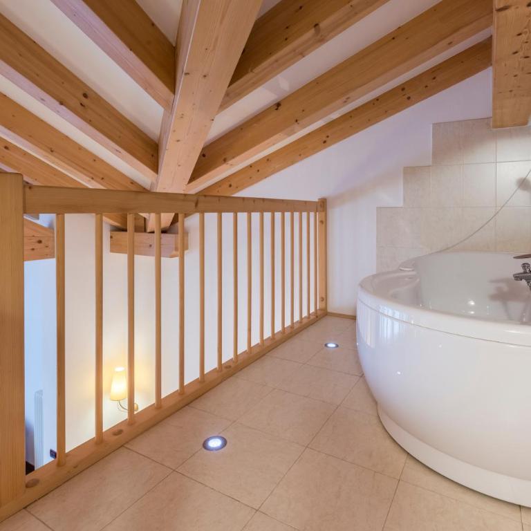 Hotel Alpino Al Cavalletto - Suite con Vasca Idromassaggio - 3