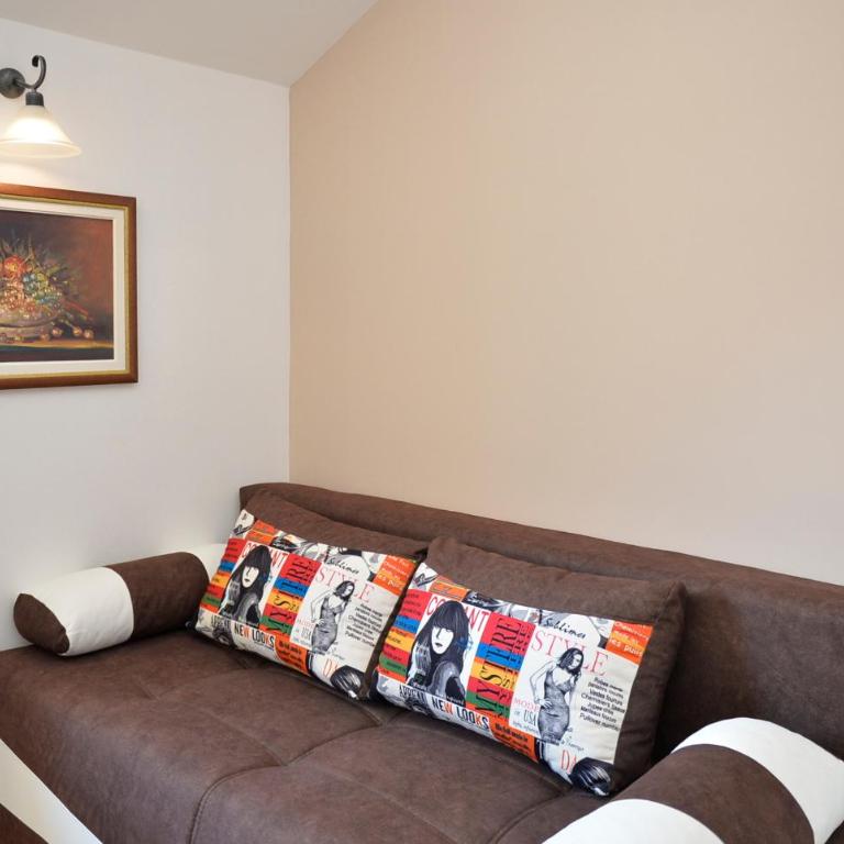 B & M Apartments - Apartment with Sea View - 12