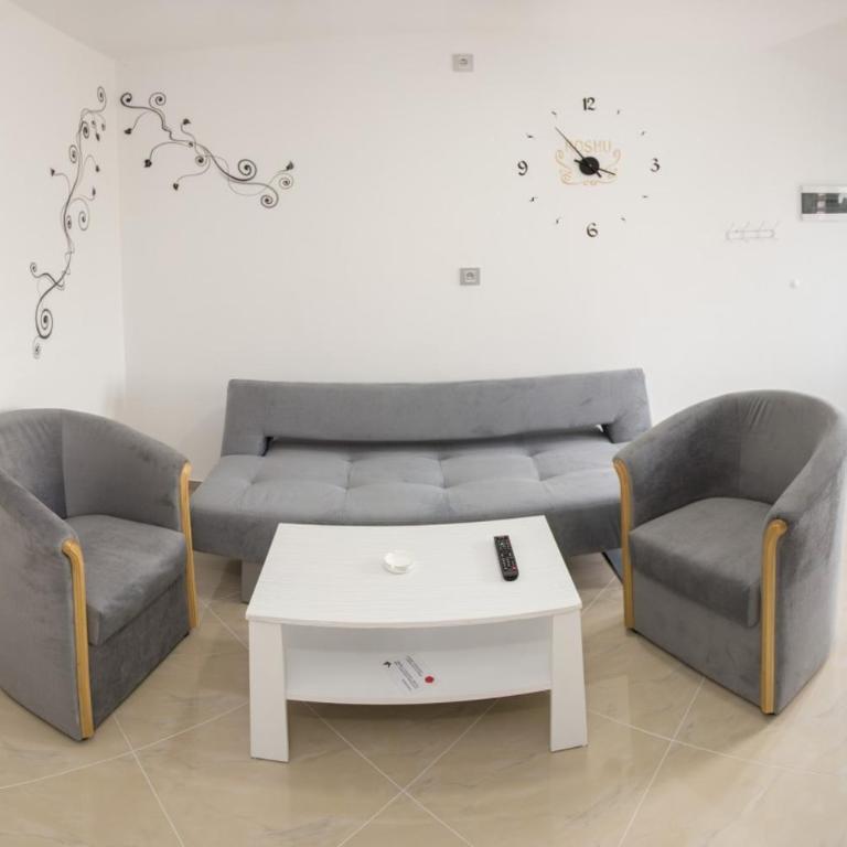 Apartmani "ROSHU" - Dupleks Apartman - 20
