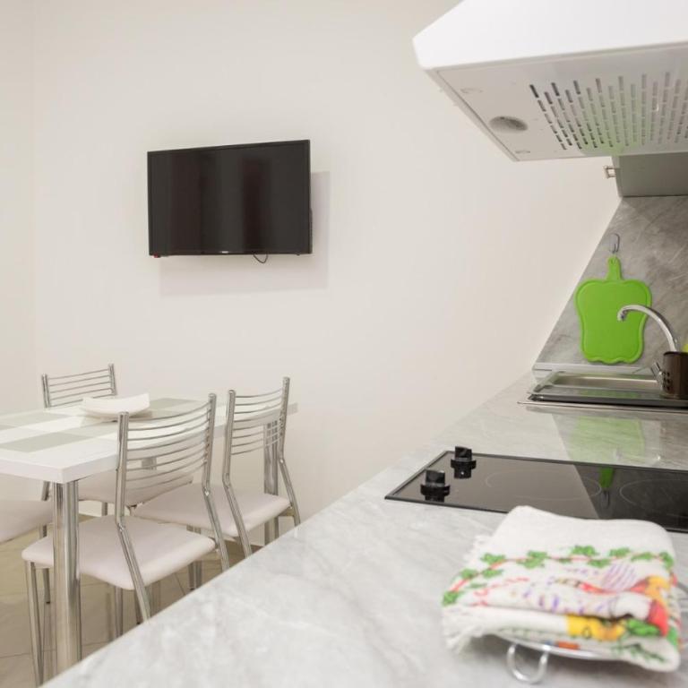 Apartmani "ROSHU" - Dupleks Apartman - 14