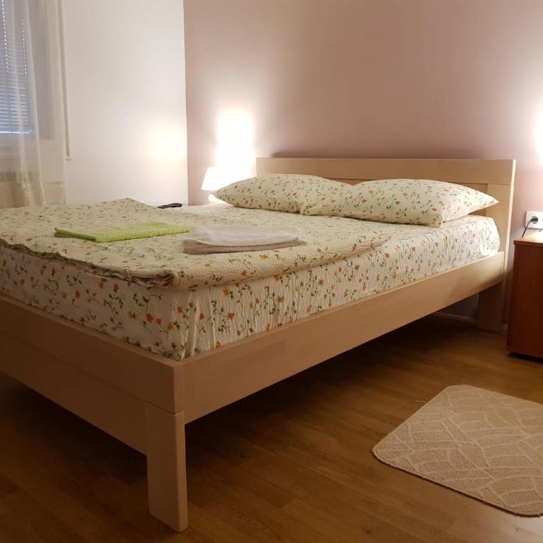 Apartment Holiday - Apartman - 26