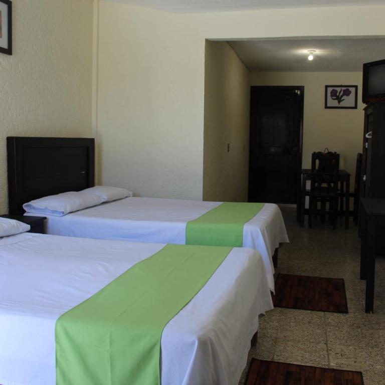 Hotel D'Lina Princess Suites - Superior Family Room - 3