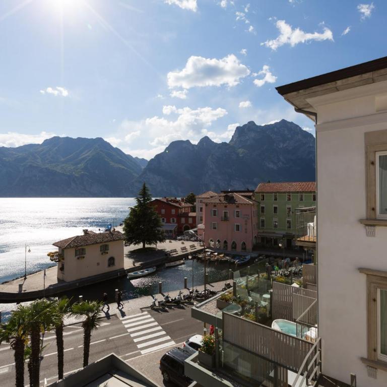 Hotel Lago Di Garda - Camera Queen con Vista Lago - 2