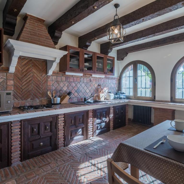 Authentic Andalucia - Villa - 18