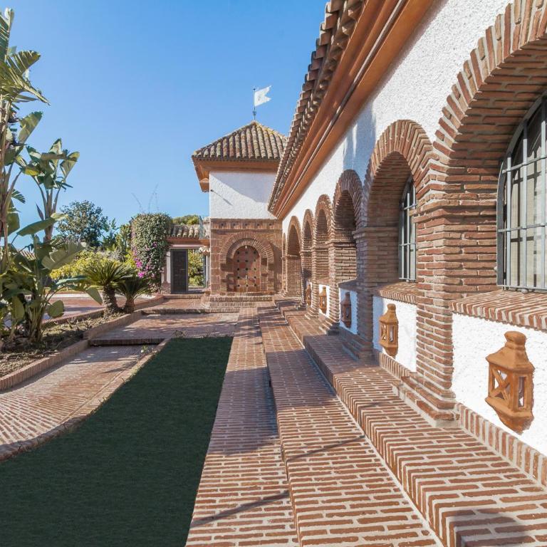 Authentic Andalucia - Villa - 32