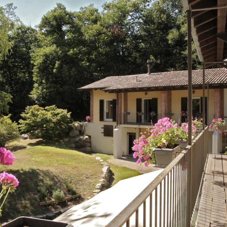 Agriturismo Biomatto - Camera Matrimoniale con Vista Giardino - 5