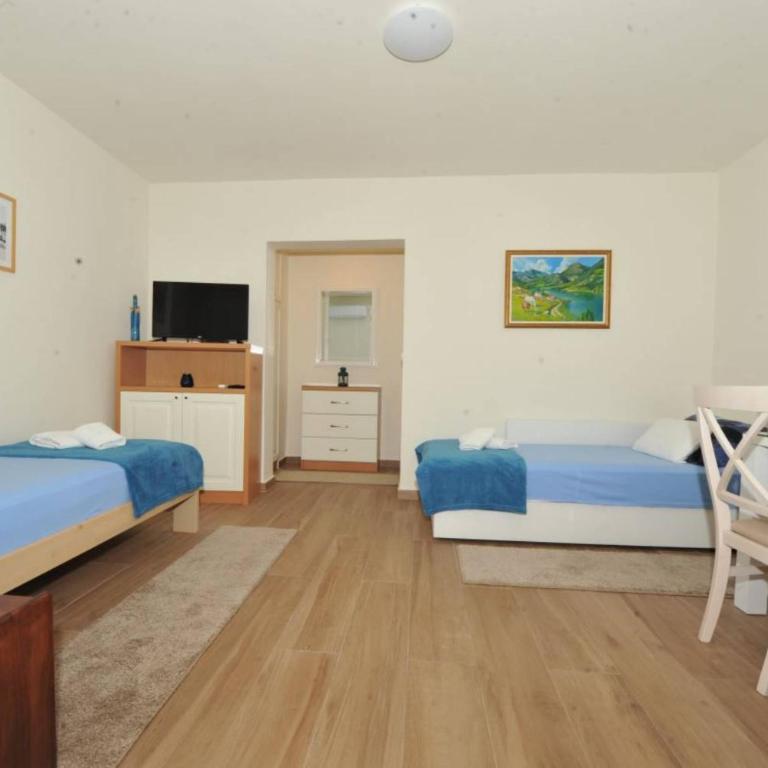 Apartments Olive - Studio Apartment - 7
