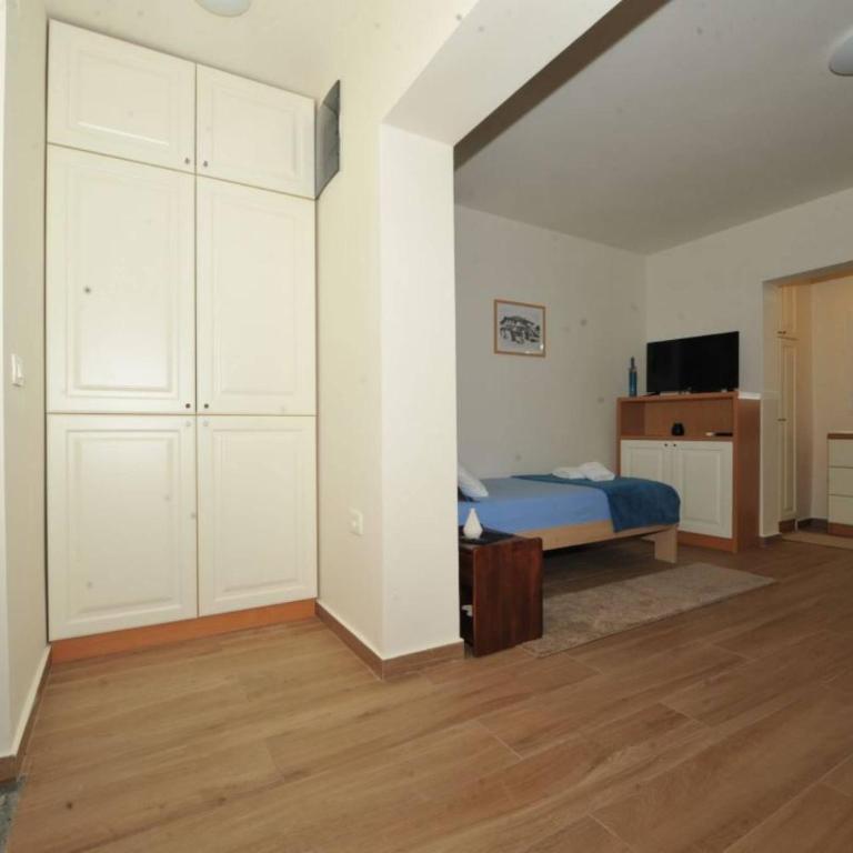 Apartments Olive - Studio Apartment - 8