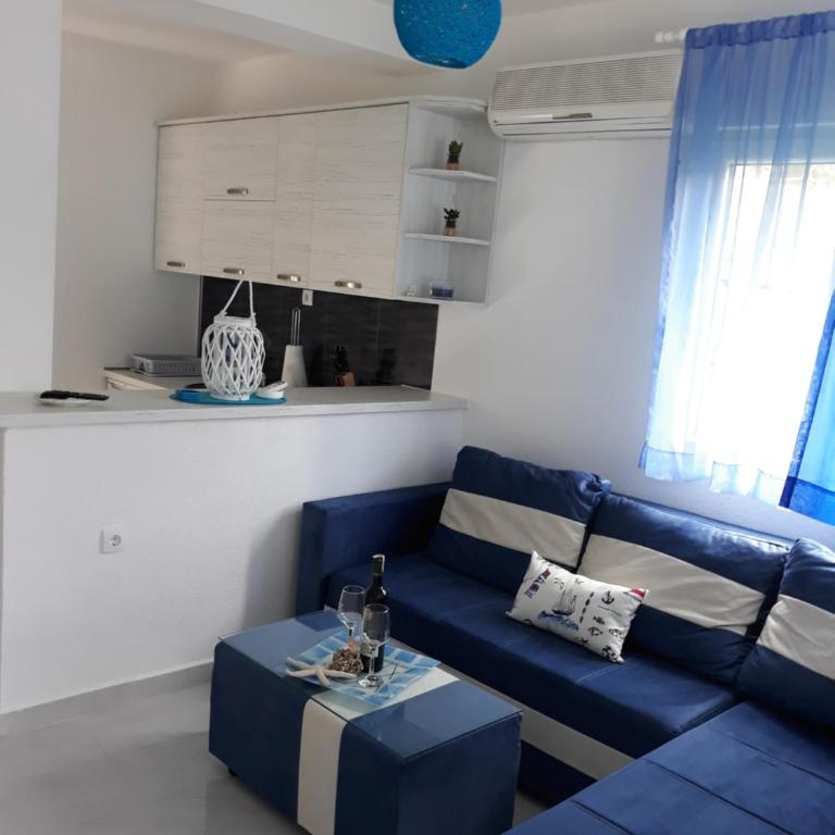 Blue eye, Prcanj - Apartment with Sea View - 19