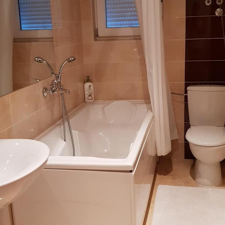Riverside Villa - Two-Bedroom Apartment - 21