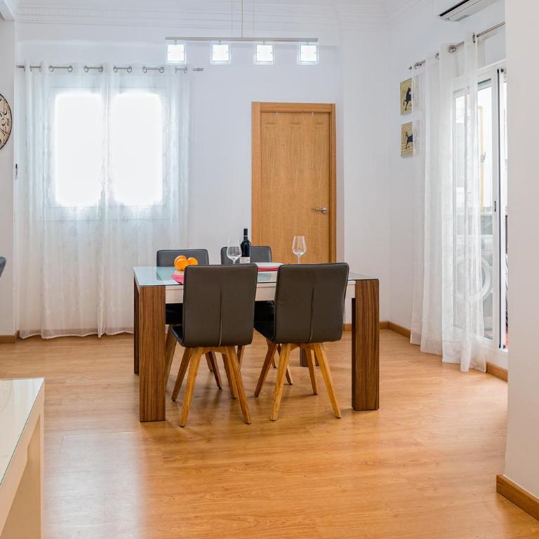 Confortable Apartamento * La Marina de Valencia - Apartamento de 3 habitaciones - 4