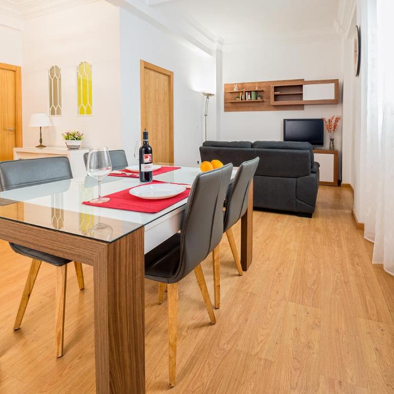 Confortable Apartamento * La Marina de Valencia - Apartamento de 3 habitaciones - 1