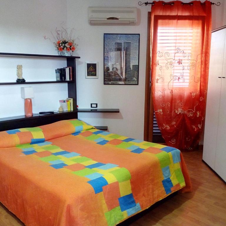 B&B Leonida - Double Room with Extra Bed and private bathroom - 4
