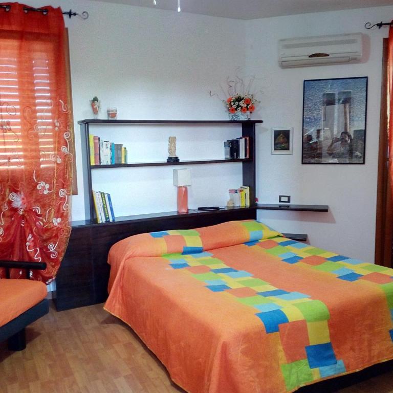 B&B Leonida - Double Room with Extra Bed and private bathroom - 2