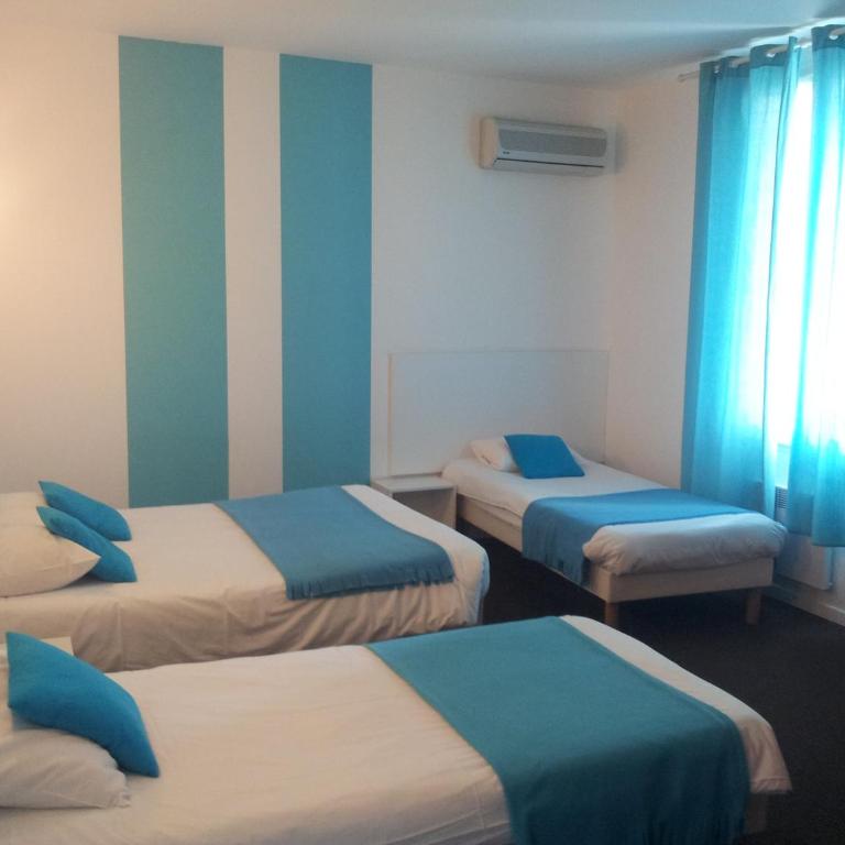 Hôtel Du Midi - Chambre Quadruple - 2