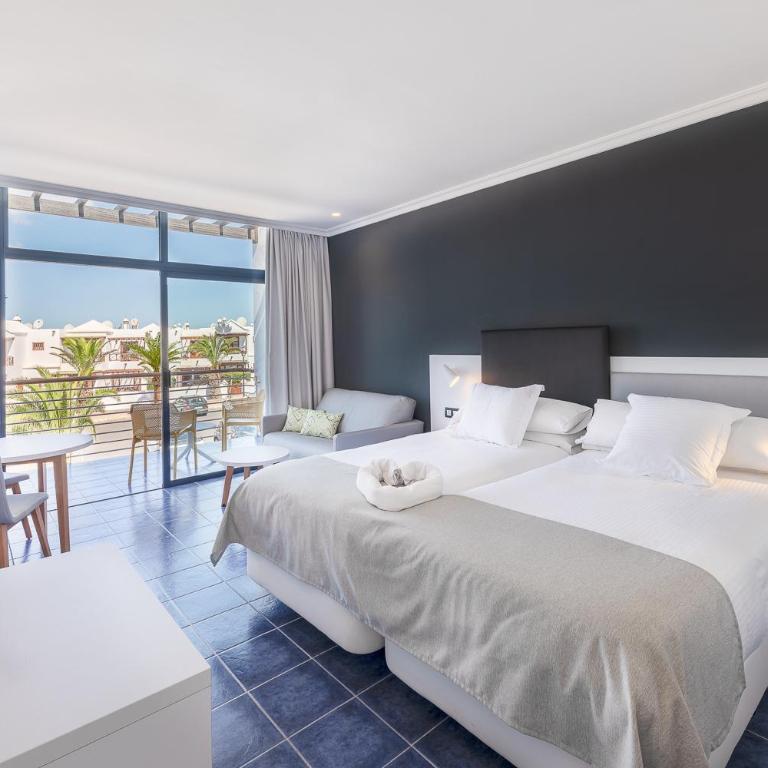 Hotel Mirador Papagayo by LIVVO - Habitación Doble con vistas parciales al mar - 3