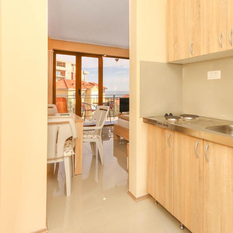 Jovan Apartments - Deluxe Triple Room with Sea View - 14