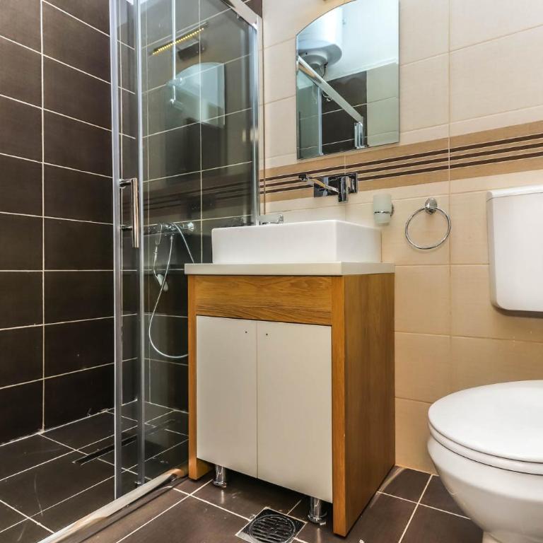 Jovan Apartments - Deluxe Double Room with Sea View - 10