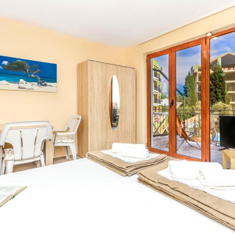Jovan Apartments - Deluxe Triple Room with Sea View - 7