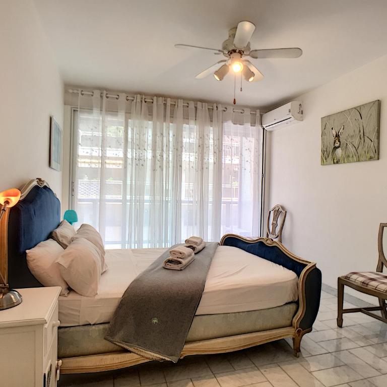 Nestor&Jeeves - DEBUSSY TERRASSE - Central - By shopping area - Appartement 2 Chambres - 17