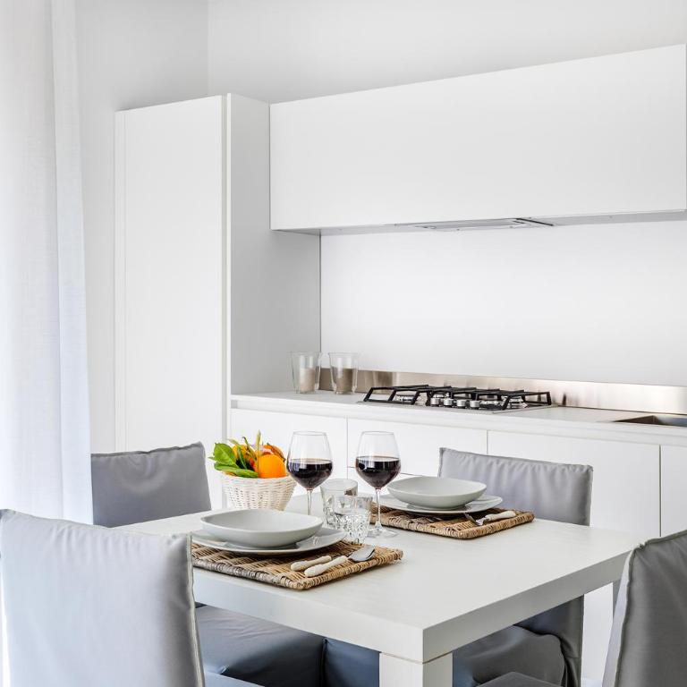 White Stylish Apartments 2 - Appartamento Standard - 4