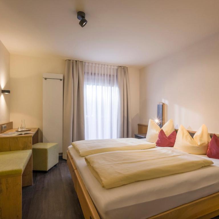 La Pasta Hotel Restaurant - Deluxe Doppelzimmer mit Balkon - 3