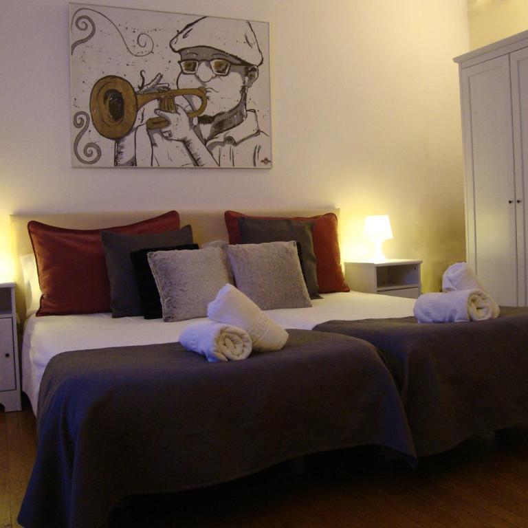 Petit Hotel - Twin Room - 2