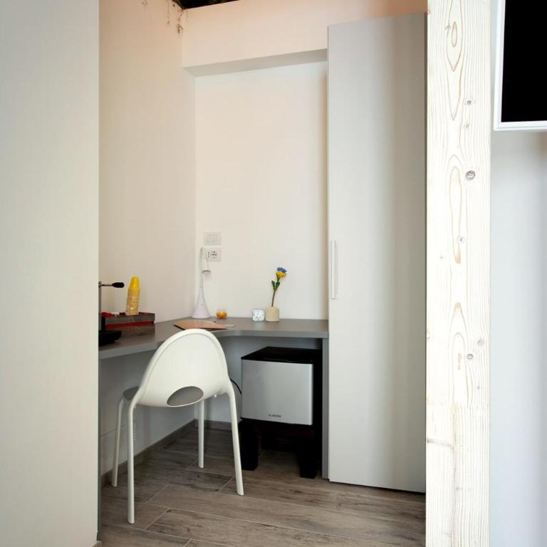 Lo Strazzo - Comfort Rooms - Camera Quadrupla con Bagno Privato - 11