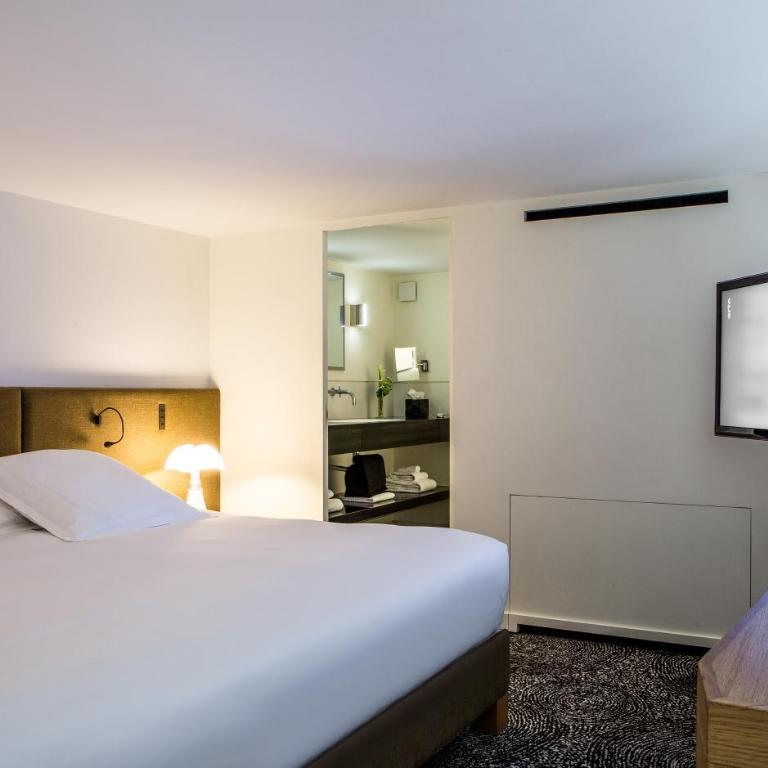 Hotel Marignan Champs-Elysées - Suite Junior - 3