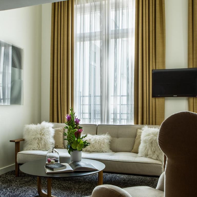 Hotel Marignan Champs-Elysées - Suite Junior - 1