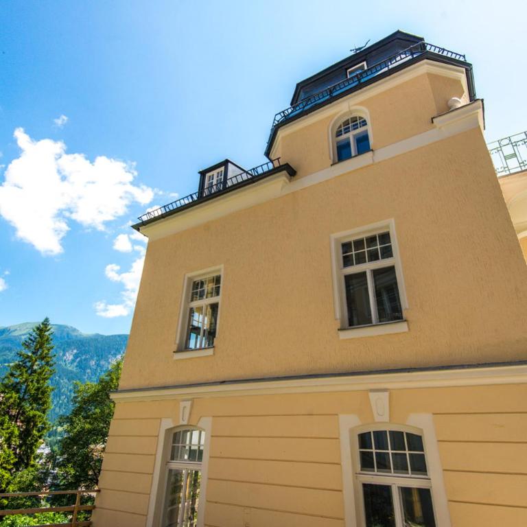 Villa Benedikt - Apartment mit 2 Schlafzimmern und Balkon - 13