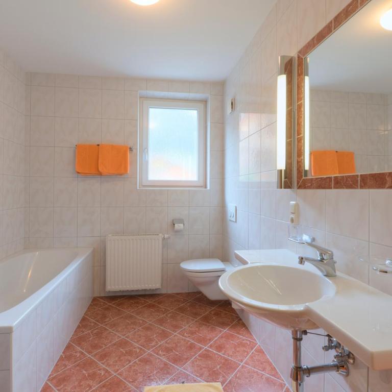 Haus Rosmarie - Dreibettzimmer - 6