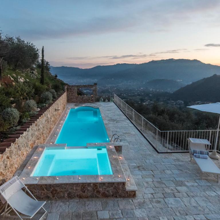 Charming farmhouse in the hills, private pool, sea view, dream panorama - Villa - 95