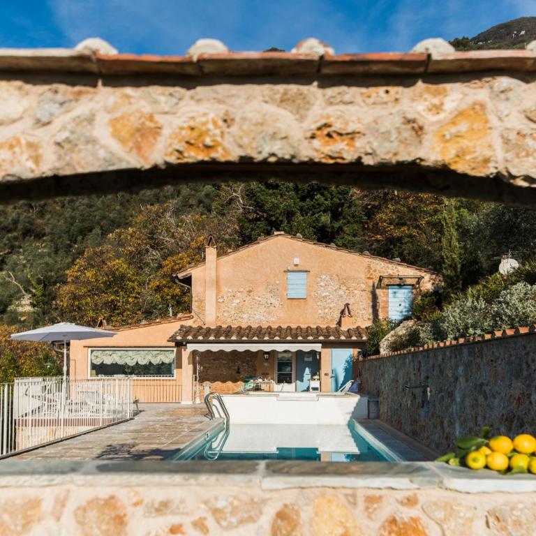 Charming farmhouse in the hills, private pool, sea view, dream panorama - Villa - 35