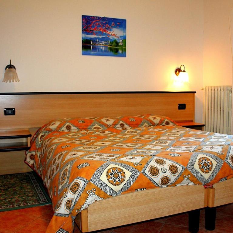 albergo ristorante le fontane - Camera Doppia con Letti Singoli con Balcone - 4